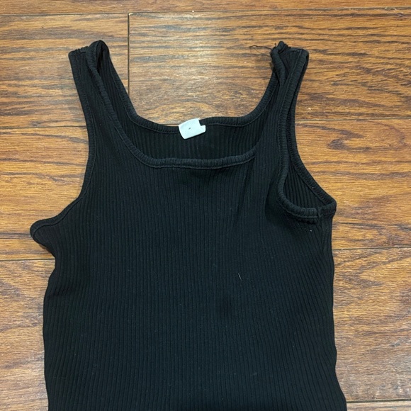 Black Ribbed Tank Top - Picture 1 of 1